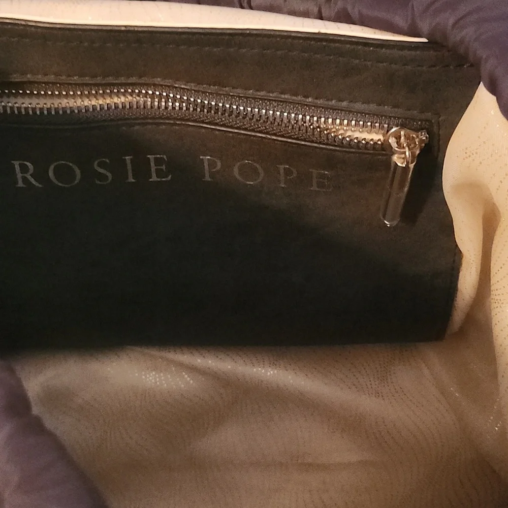 Back pack - Picture 3 of 3